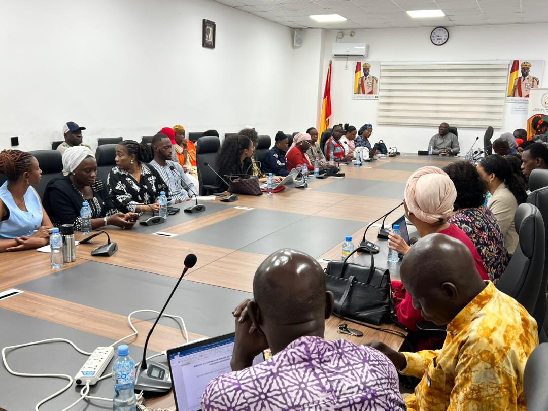 Unis pour l’égalité : le CEGUIFED aux côtés du Ministère pour les 16 jours d’activisme